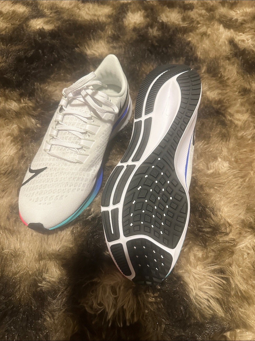 Nike women’s air zoom Pegasus 37 - Picture 6 of 8